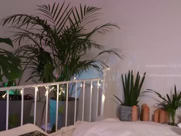 webcam girl _deepthroatgalactica live cam image #1523566