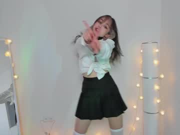 webcam girl y_u_m_i_k_a live cam image #2486154