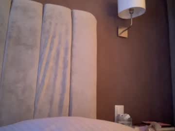 webcam couple deepfeelit1000 live cam image #1930533