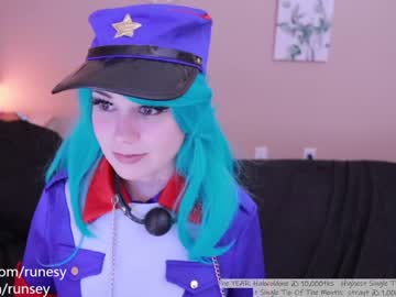 webcam girl runesy live cam image #2029563