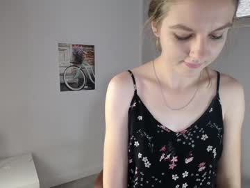 webcam girl lana_heisstt live cam image #537998