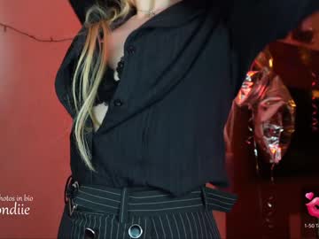 webcam girl bestblondiiecb live cam image #3754234