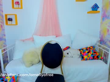 webcam girl amelia__williams live cam image #1033739