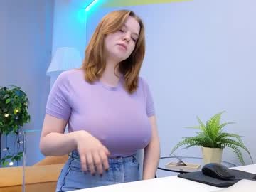 webcam girl lovlybambi live cam image #5821996