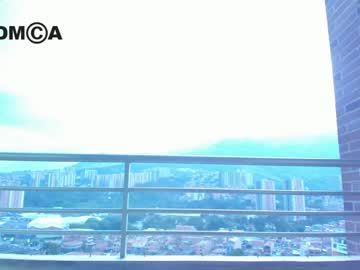 webcam couple lanna_and_leo live cam image #1057576