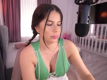 webcam girl innocentemmy live cam image #3007166