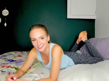 webcam girl innocentprovenguilty live cam image #2760161