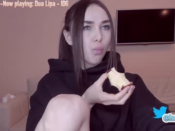 webcam girl hollyextra live cam image #692336