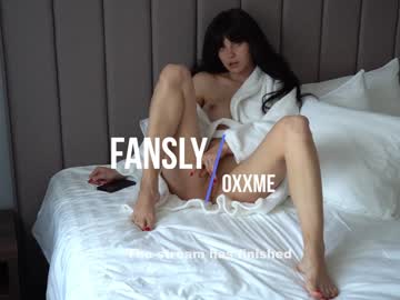 webcam girl oxxme live cam image #5706337