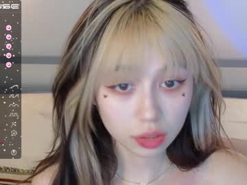 webcam girl y_u_m_i_k_a live cam image #3904495
