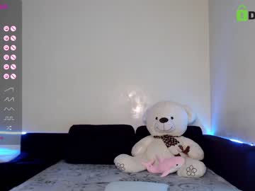 webcam girl fallen_angel_18 live cam image #5910439