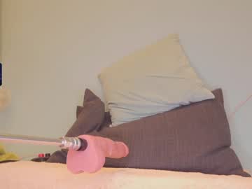 webcam girl aveksmr live cam image #2021379
