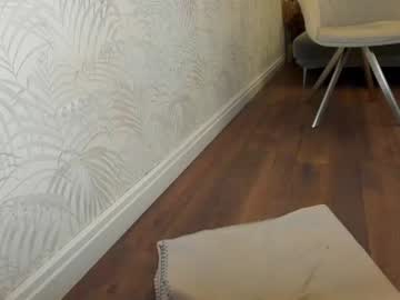 webcam girl ehotlovea live cam image #750299