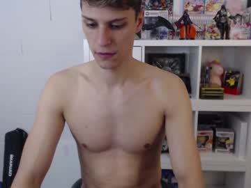 webcam man misterydragon live cam image #5536746