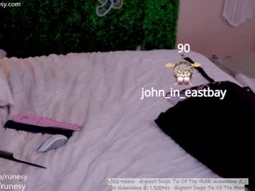 webcam girl runesy live cam image #5151754