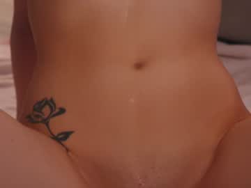 webcam girl angella_kleee live cam image #3815545