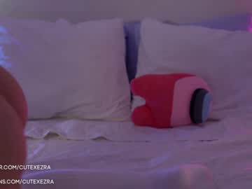 webcam girl ezra live cam image #3096909