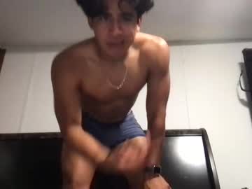 webcam man papabear2100 live cam image #5633841