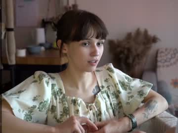 webcam girl diruriru live cam image #6642802