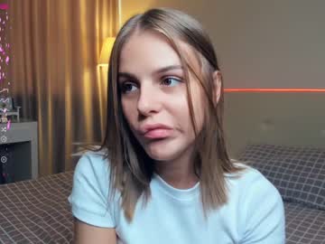 webcam girl erline_may live cam image #6869298