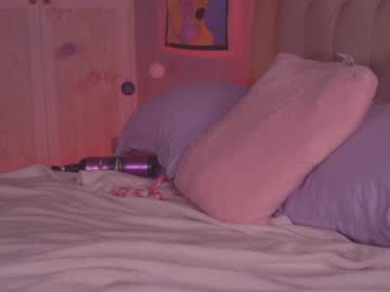 webcam girl kittenmoon_ live cam image #4784355
