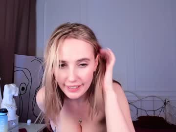 webcam girl shine_luna live cam image #3911747