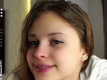 webcam girl a_whole_eternity live cam image #6845675
