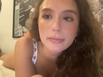 webcam girl pagieeeday live cam image #6048294