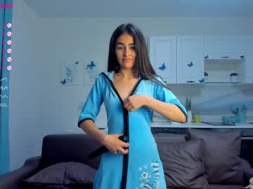webcam girl cherylstafordy live cam image #4663471