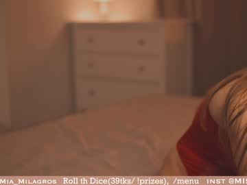 webcam girl mia_milagros live cam image #3784981