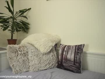 webcam girl yournaughtypixie live cam image #3959721