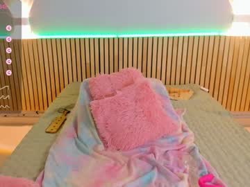 webcam girl little_effy18 live cam image #5214771