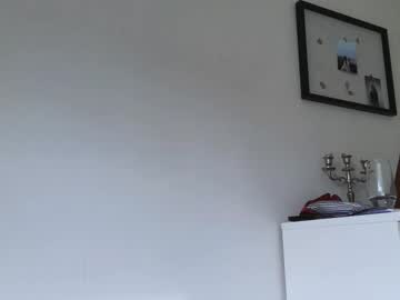 webcam girl piper_peach live cam image #7116949