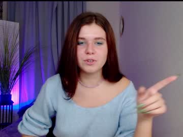 webcam girl littlee_cherry live cam image #548708