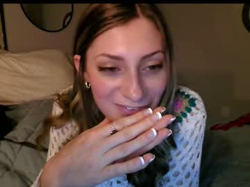 webcam girl maddie_bunnie live cam image #7059773