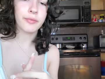 webcam girl frenchava live cam image #4319235