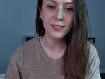 webcam girl realcanada live cam image #540284