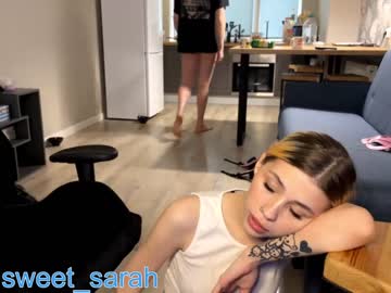 webcam couple sarah_kurt live cam image #4296556