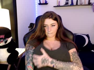 webcam girl bigtittedtattedlesbian live cam image #1848371