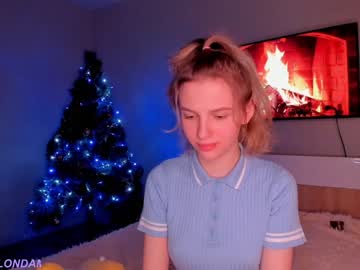 webcam girl melondama live cam image #3333546