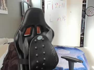 webcam man theufcfan_8181 live cam image #4385785