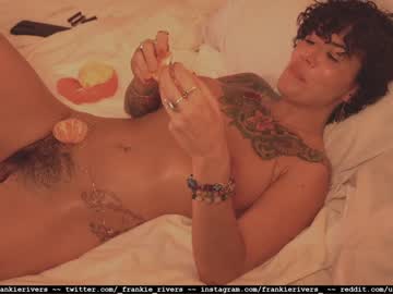 webcam girl _frankie_rivers live cam image #3598202