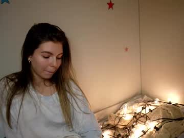 webcam girl passionatepainter live cam image #7077911
