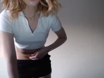 webcam tranny novafrey live cam image #3805935