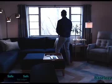 webcam man bareleeworking live cam image #1661463