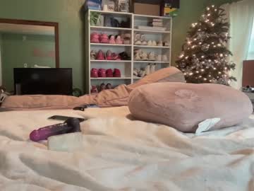 webcam girl oftenelle live cam image #3482403
