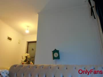 webcam girl mirrabelle13 live cam image #2113619