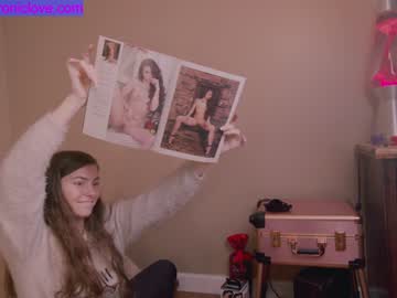 webcam girl chroniclove live cam image #3319296