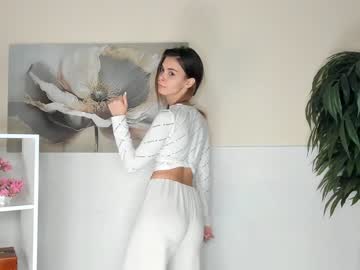 webcam girl elviachaplin live cam image #6323609