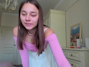 webcam girl eleonora_linn live cam image #2599595